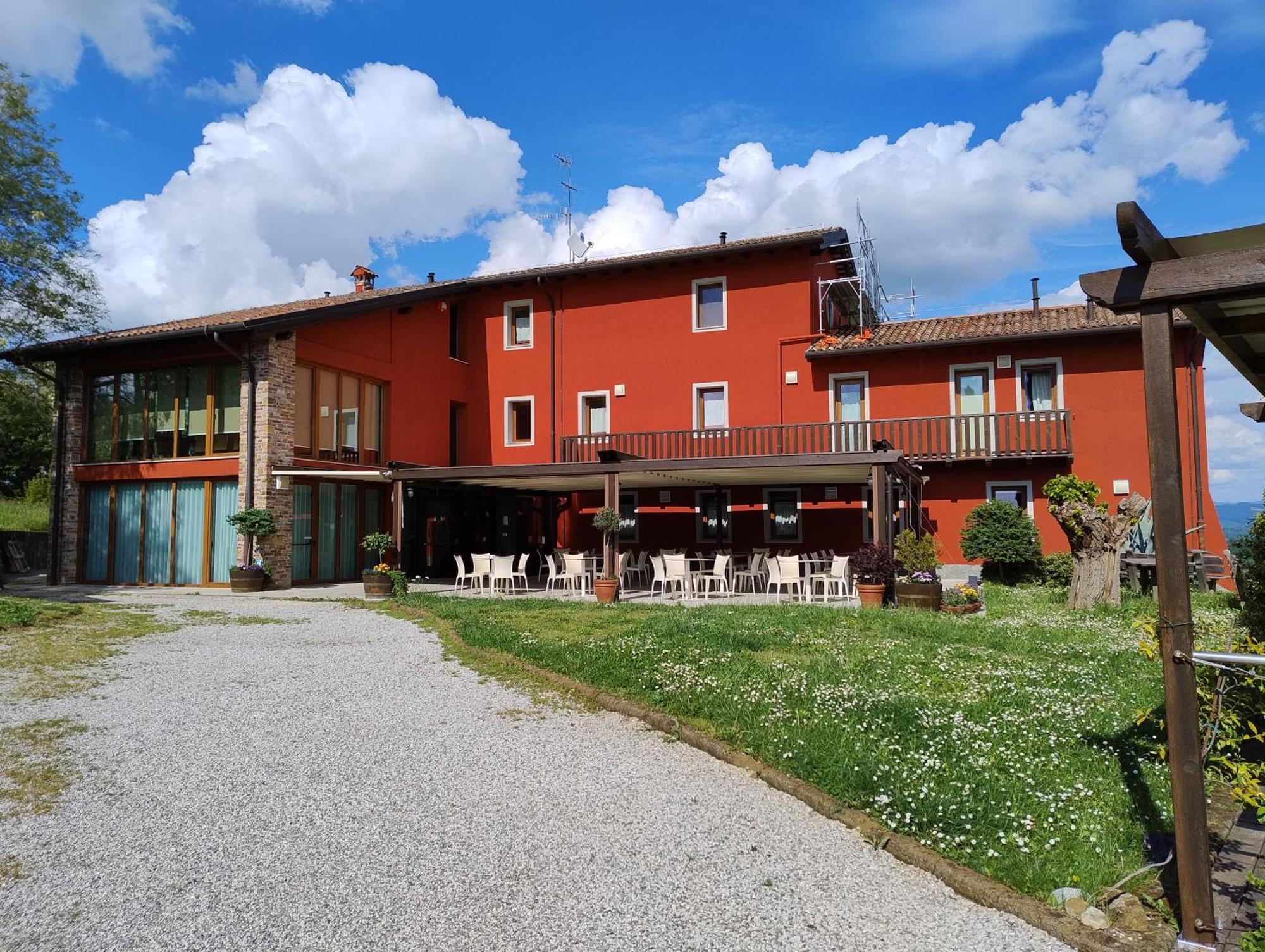 Le Badie Wine Resort Rosazzo 外观 照片